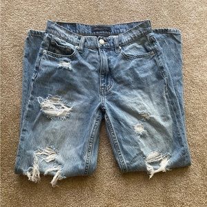 Aeropostale | Light Wash Ripped Jeans